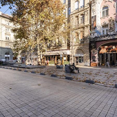 Innova Vision Apartment Budapest Exteriör bild