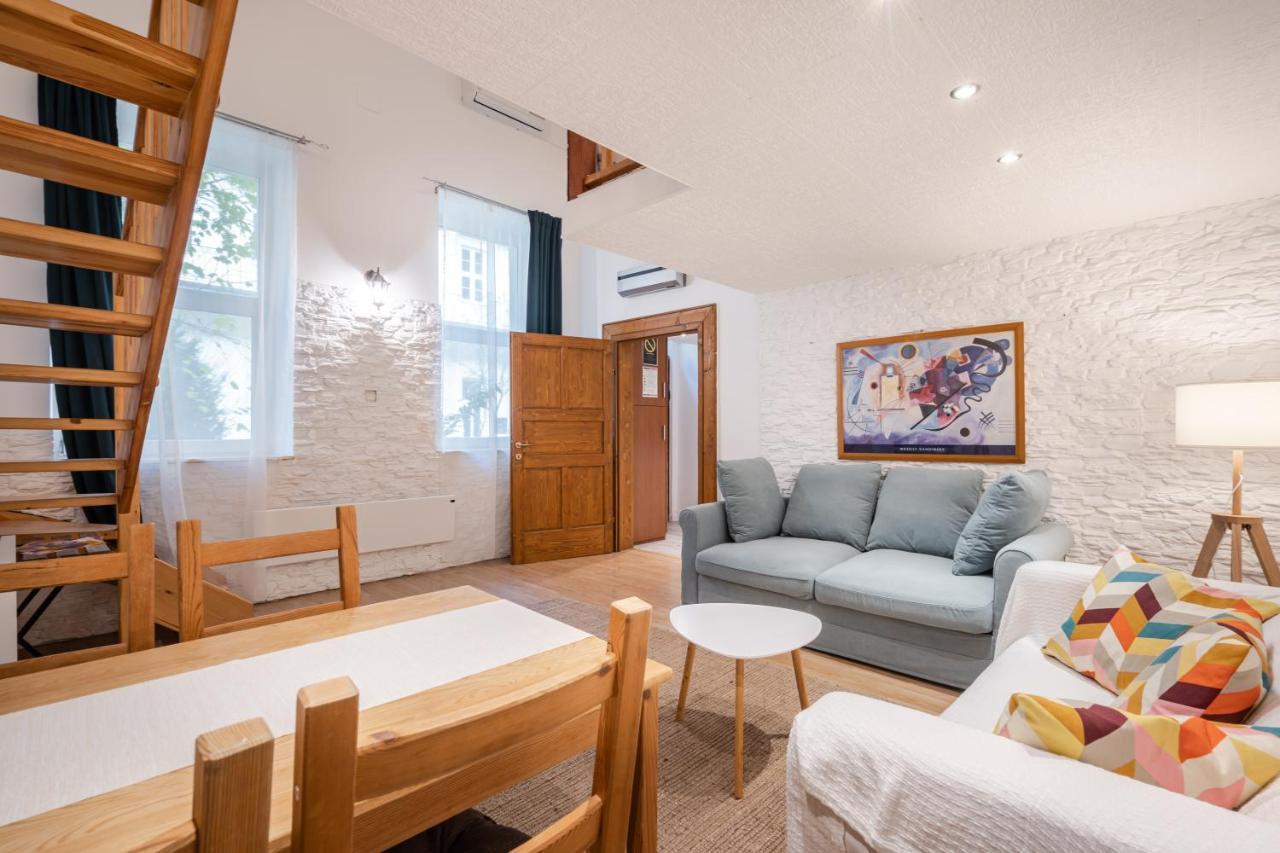 Innova Vision Apartment Budapest Exteriör bild