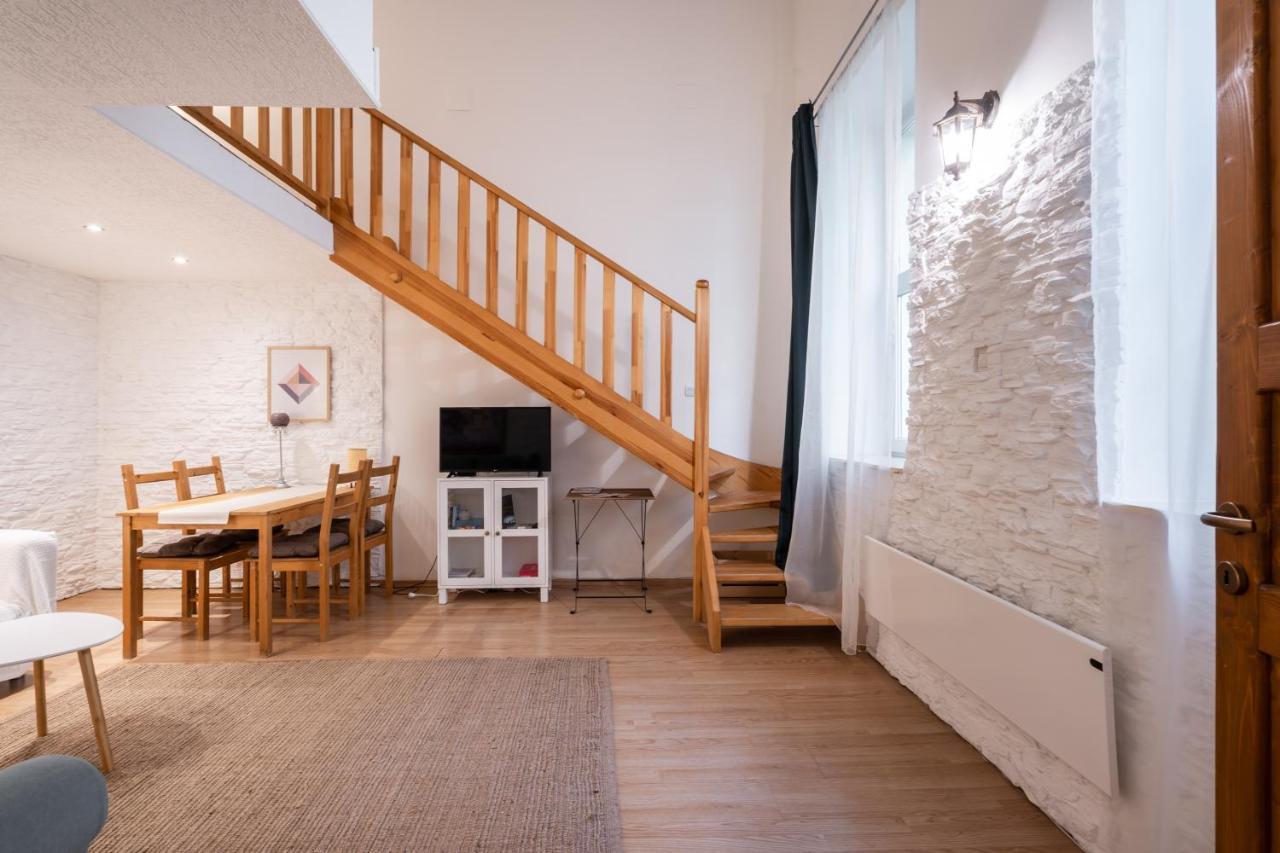 Innova Vision Apartment Budapest Exteriör bild